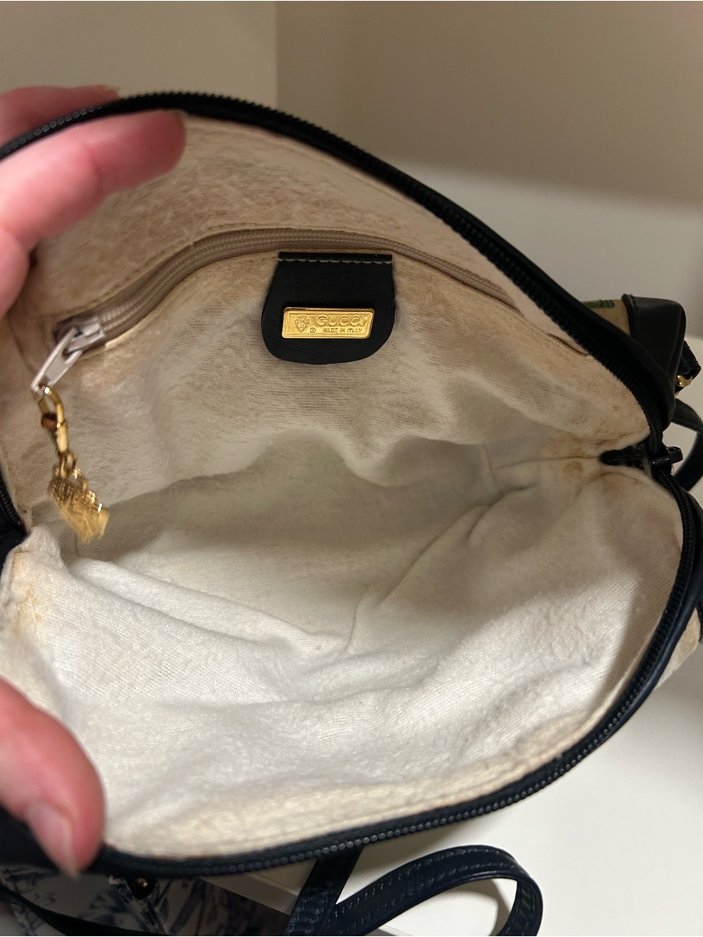 Authentic Vintage Gucci Flora Crossbody Bag - Picture 16 of 16